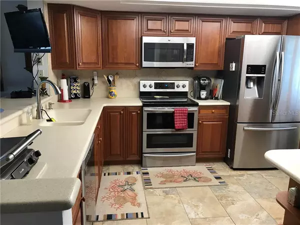 Bradenton, FL 34210,9604 CORTEZ RD W #231