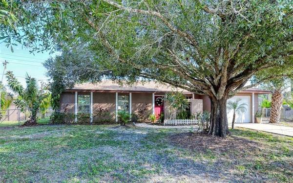 3395 ISLAND DATE CIR, Sarasota, FL 34232