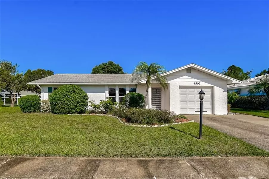 4507 LAKEWOOD AVE, Bradenton, FL 34208