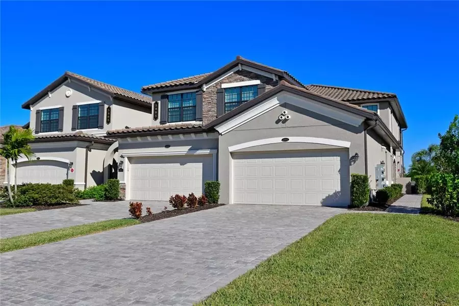 5805 WAKE FOREST RUN #104, Lakewood Ranch, FL 34211