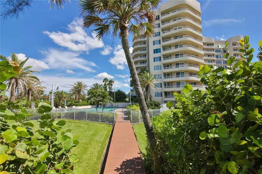 775 LONGBOAT CLUB RD #405, Longboat Key, FL 34228