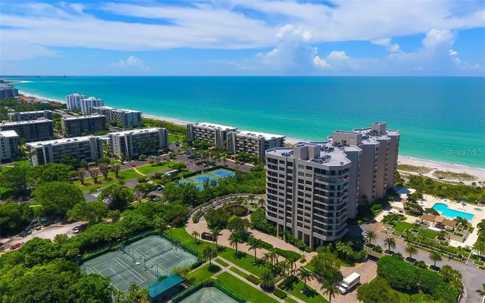 1211 GULF OF MEXICO DR #905, Longboat Key, FL 34228