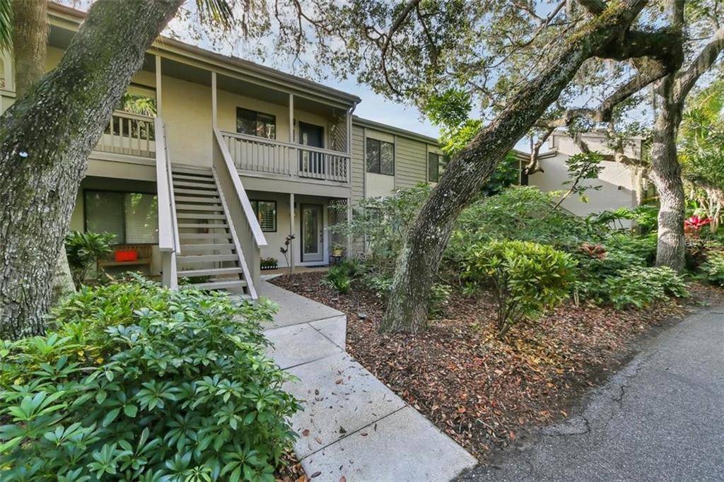 1523 CLOWER CREEK DR #247, Sarasota, FL 34231