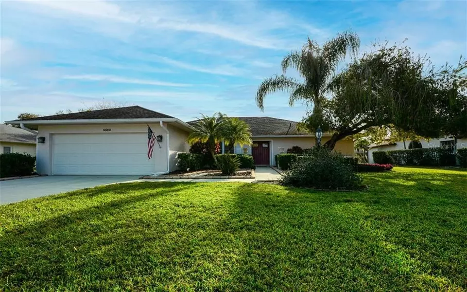 5520 COUNTRY LAKES TRL, Sarasota, FL 34243