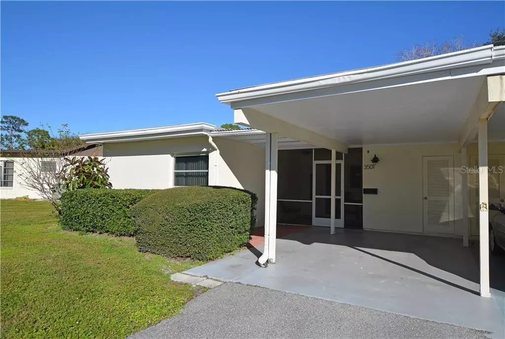 Sarasota, FL 34231,3501 TREE LINE CT #9