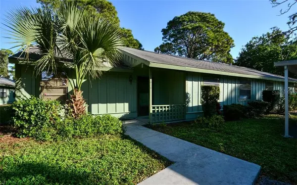 Sarasota, FL 34234,5058 BARRINGTON CIR #2601