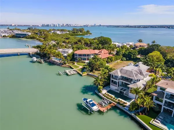 1435 WESTWAY DR, Sarasota, FL 34236