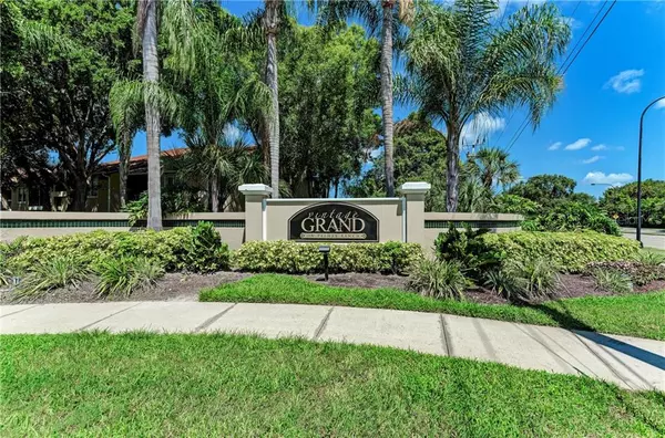 Sarasota, FL 34238,4057 CROCKERS LAKE BLVD #2524