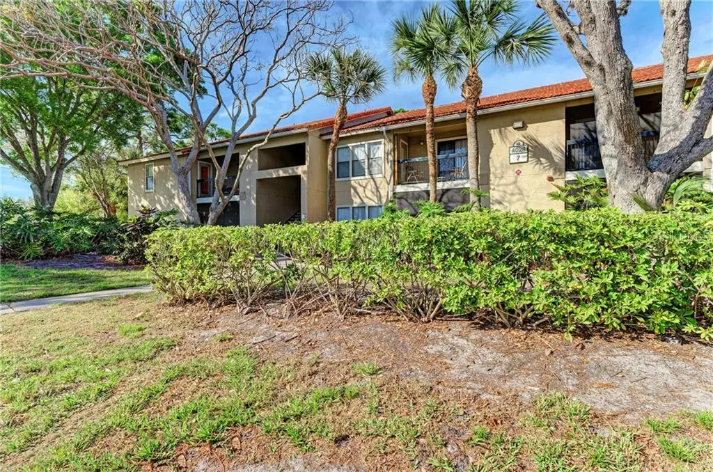 Sarasota, FL 34238,4028 CROCKERS LAKE BLVD #23