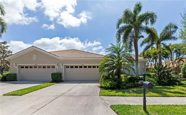 Sarasota, FL 34243,8046 VICTORIA FALLS CIR