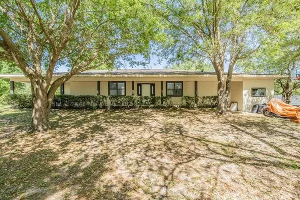 4527 REDCOAT DR, Wesley Chapel, FL 33543