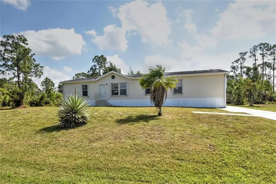 11276 GRAPEFRUIT LN, Punta Gorda, FL 33955