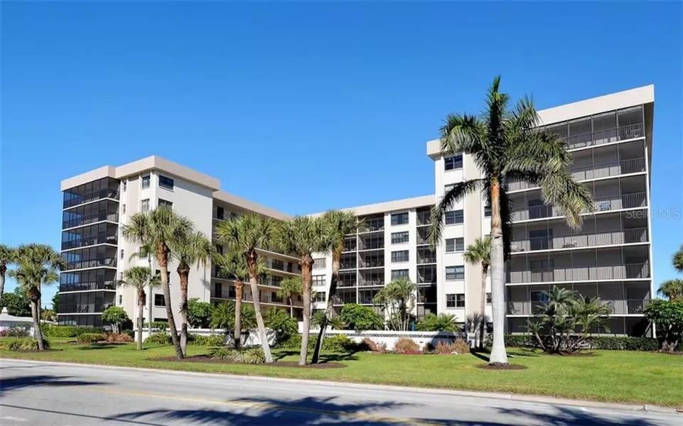 1001 BENJAMIN FRANKLIN DR #310, Sarasota, FL 34236