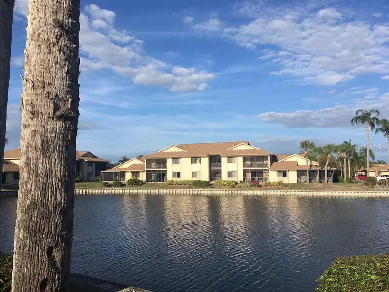 2206 PARKLAKE PT #F-3, Venice, FL 34293