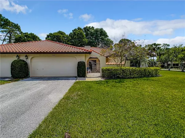 Sarasota, FL 34243,5489 GOLF POINTE DR