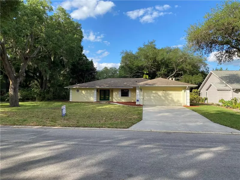 4329 BRANDYWINE DR, Sarasota, FL 34241