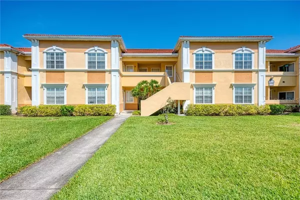 1050 VILLAGIO CIR #202, Sarasota, FL 34237