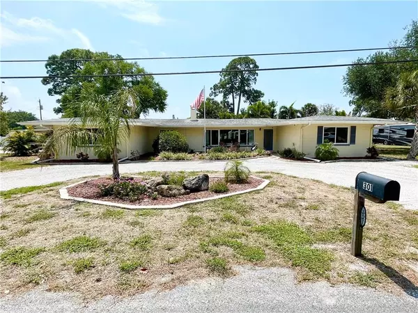 301 BLACKBURN RD, Nokomis, FL 34275