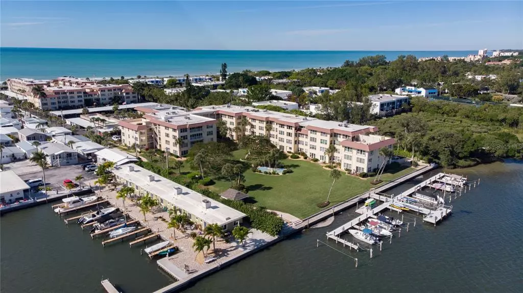 Longboat Key, FL 34228,3804 GULF OF MEXICO DR #B307