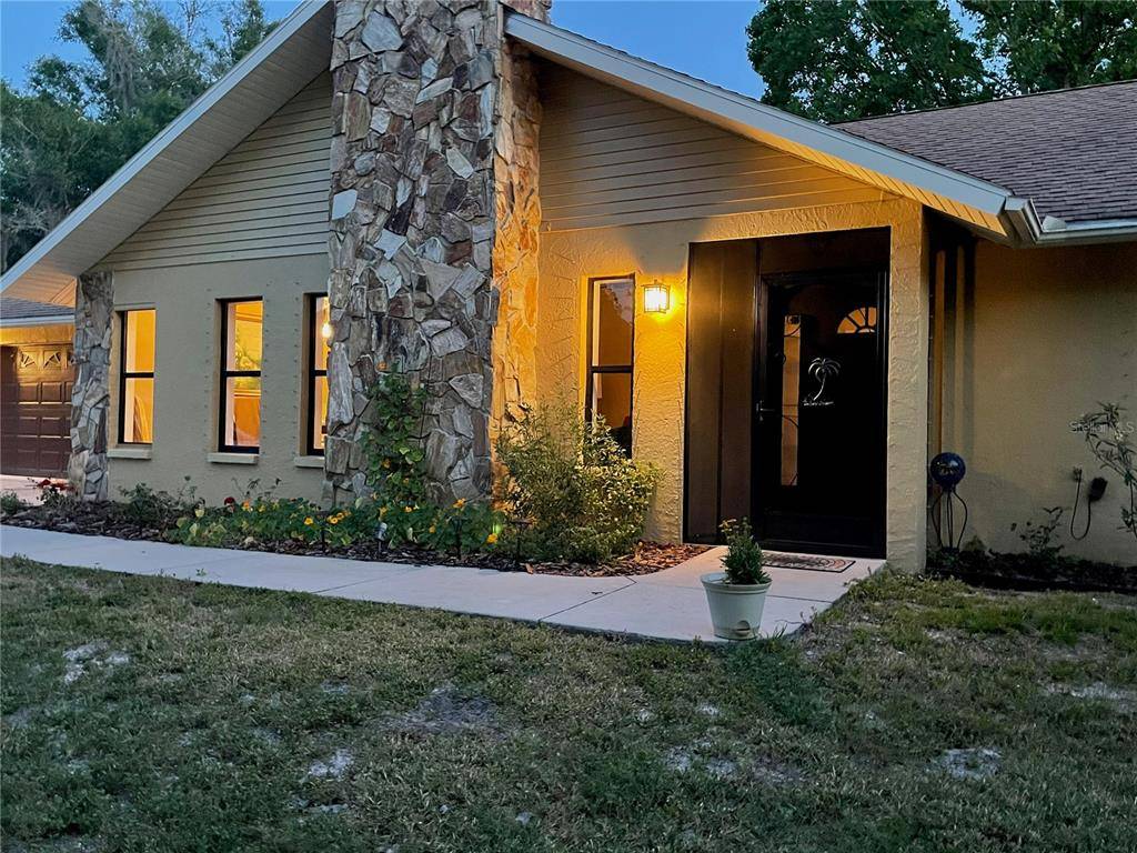 3643 WALDEN POND DR,  Sarasota,  FL 34240