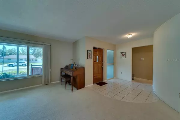 Sarasota, FL 34231,2521 BISMARK WAY