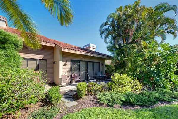 Sarasota, FL 34231,1740 LANDINGS BLVD #39