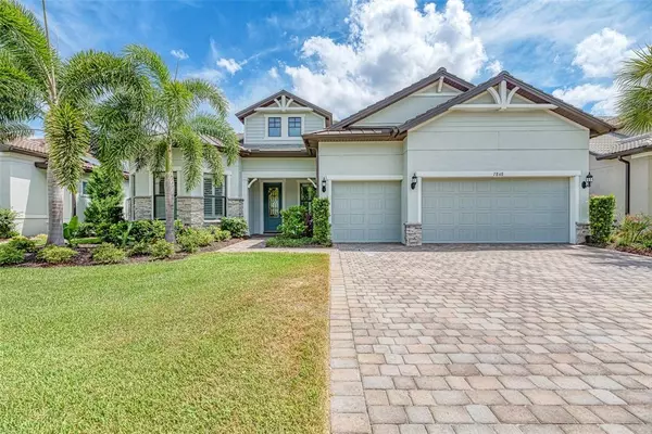 7848 GRANDE SHORES DR, Sarasota, FL 34240
