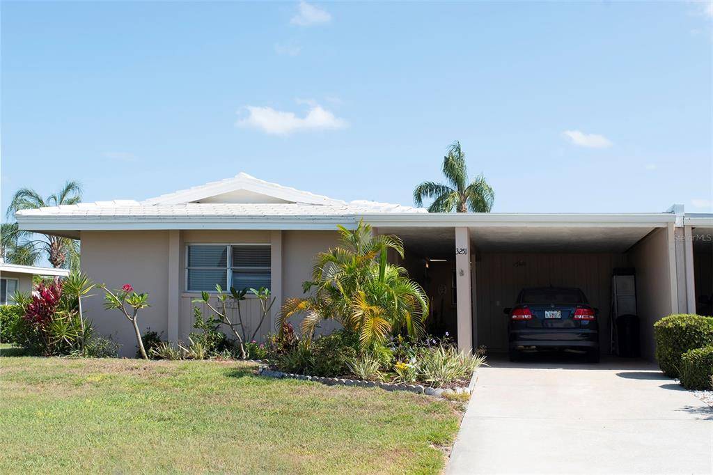 3251 SUFFOLK LN #517, Sarasota, FL 34239