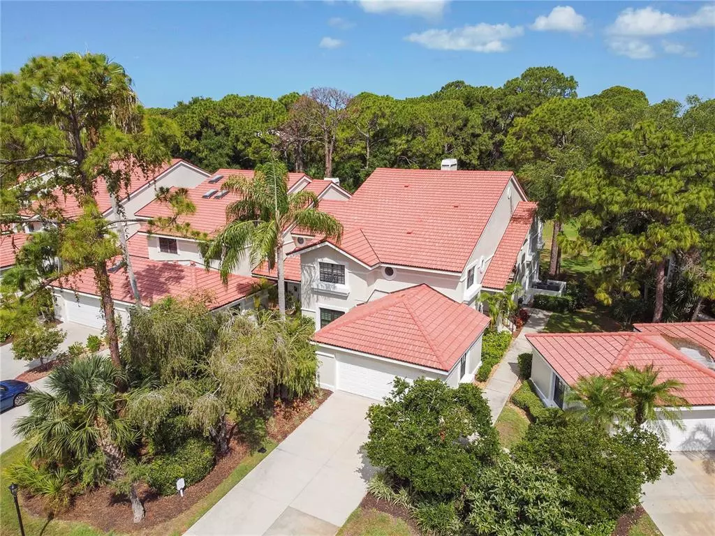 Sarasota, FL 34238,7768 FAIRWAY WOODS DR #1306