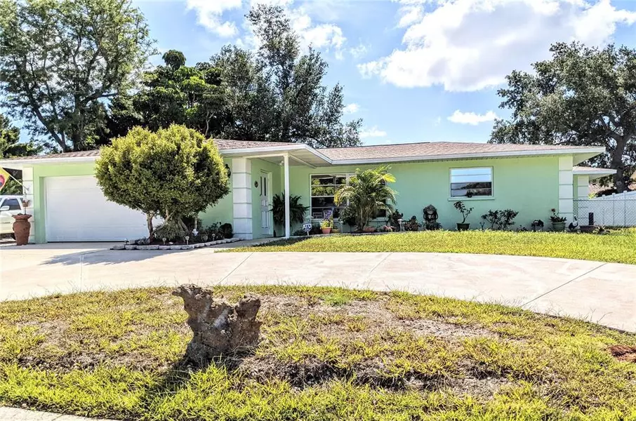 2111 42ND ST W, Bradenton, FL 34205