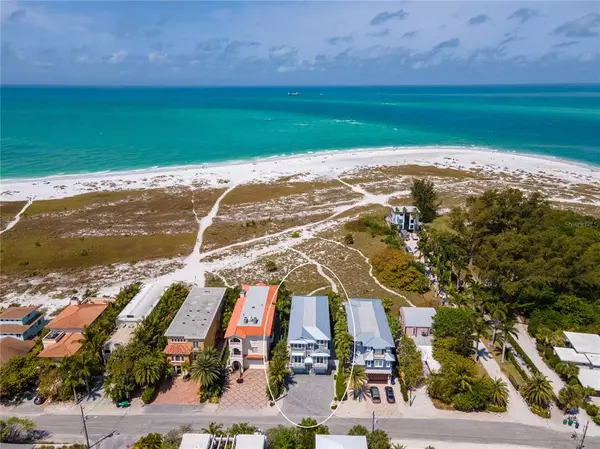 Anna Maria, FL 34216,805 N SHORE DR