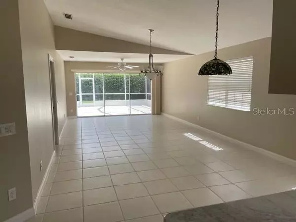 Sarasota, FL 34238,5502 AVELLINO PL