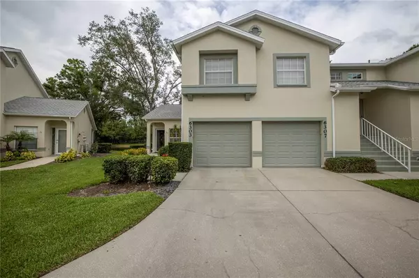 6303 GREEN OAK CIR, Bradenton, FL 34203