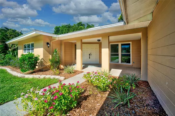 6716 PENNSYLVANIA AVE, Sarasota, FL 34243