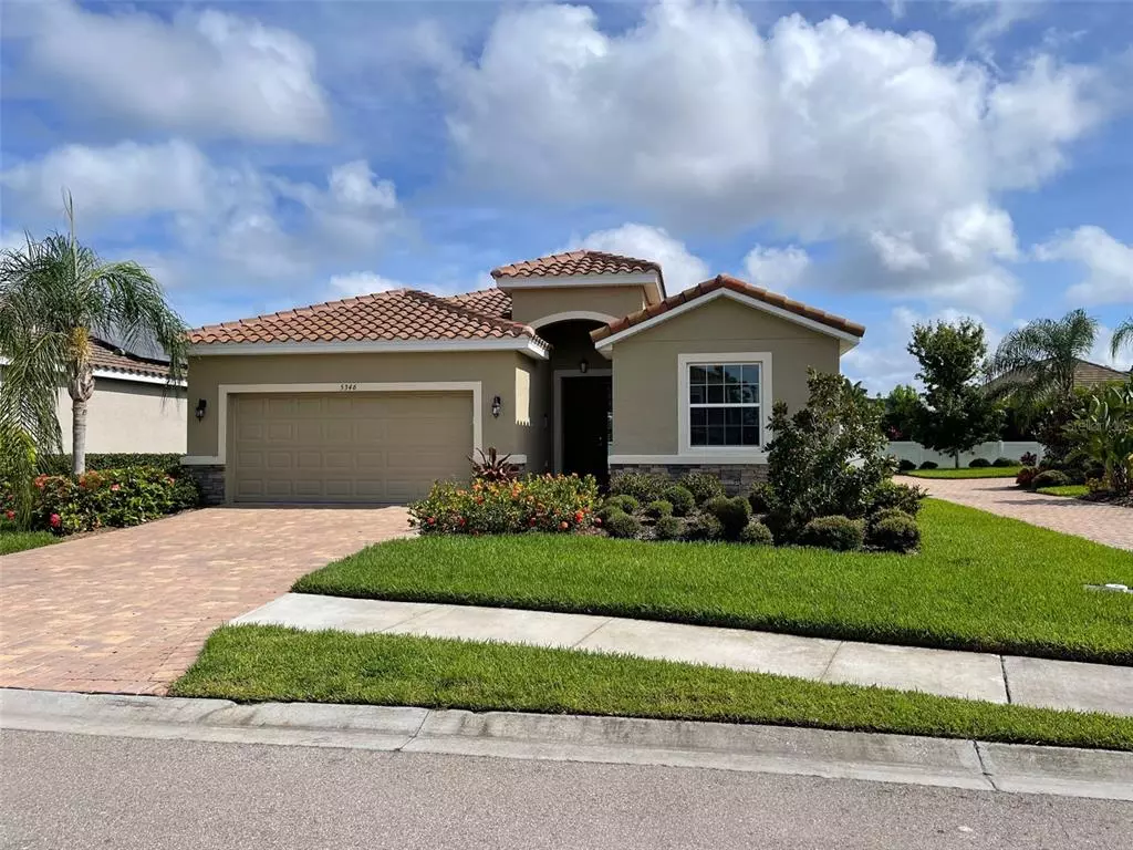 Sarasota, FL 34233,5346 CHARLIE BROWN LN