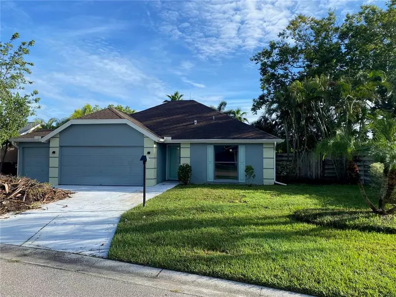 3558 65TH AVENUE CIR E, Sarasota, FL 34243