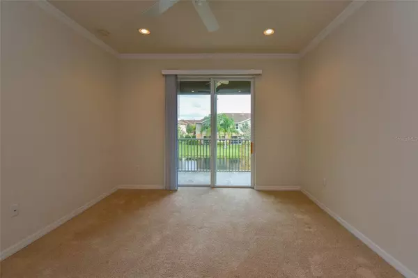 Sarasota, FL 34233,7860 LIMESTONE LN #20-201