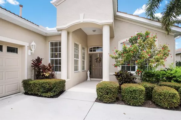 Sarasota, FL 34243,8151 VICTORIA FALLS CIR