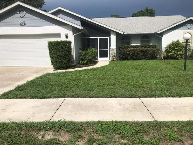 1800 TOWERING OAK DR, Sarasota, FL 34232