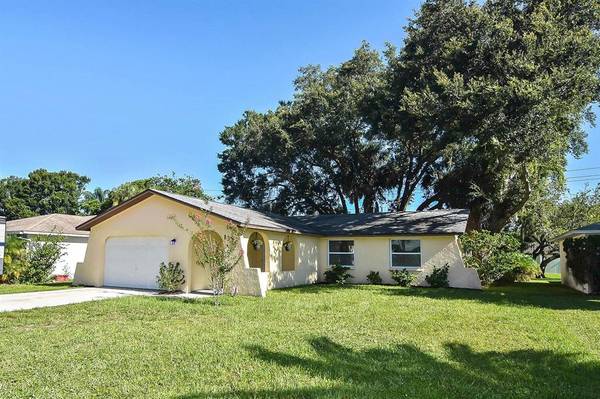 1330 KAREN DR, Venice, FL 34285