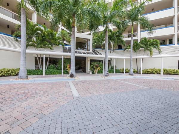 2016 HARBOURSIDE DR #343, Longboat Key, FL 34228