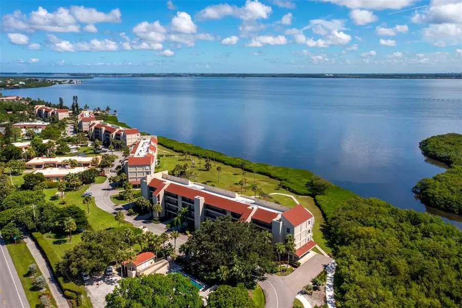 4700 GULF OF MEXICO DR #305, Longboat Key, FL 34228