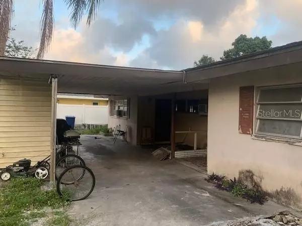 Sarasota, FL 34239,2410 SIESTA DR