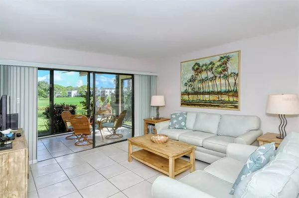 Sarasota, FL 34235,5133 WILLOW LINKS #11