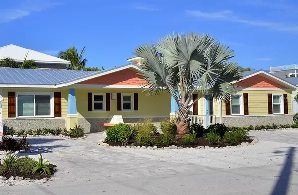 202 64TH ST, Holmes Beach, FL 34217