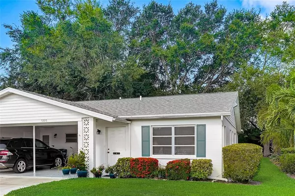 5995 HIBISCUS DR, Bradenton, FL 34207