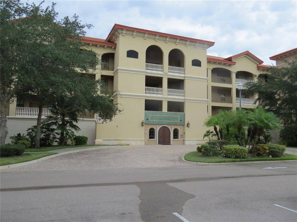 7612 LAKE VISTA CT #302, Lakewood Ranch, FL 34202