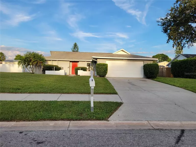 7313 MEADOWBROOK DR, Sarasota, FL 34243