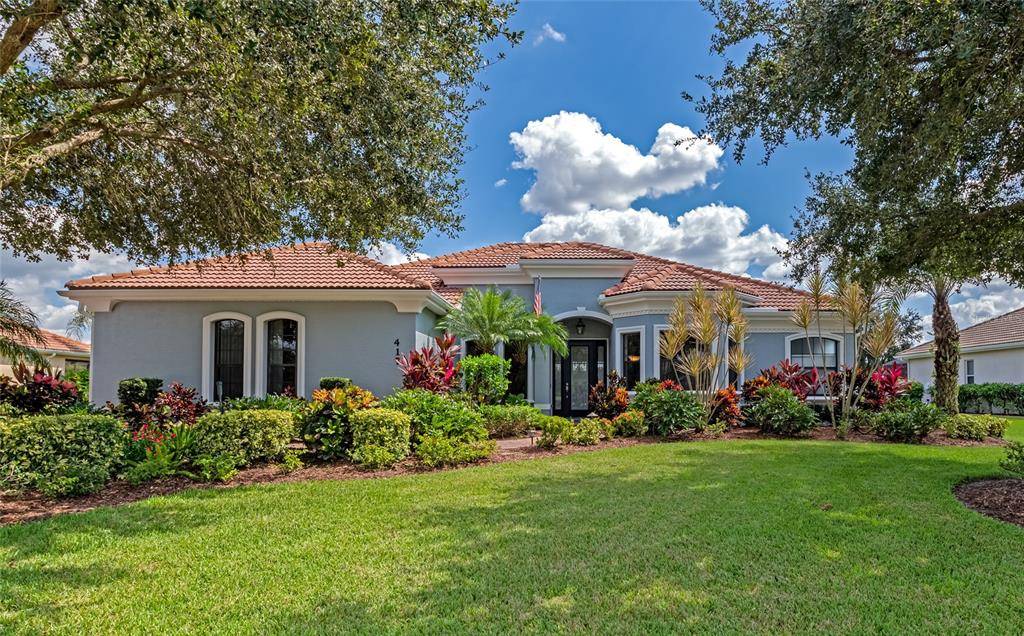 Bradenton, FL 34212,417 COUNTRY MEADOWS WAY