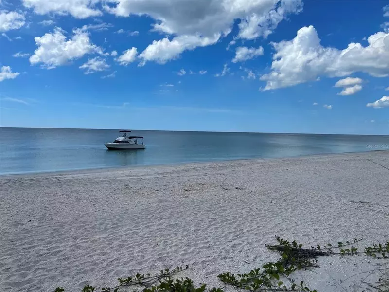 417 CASEY KEY RD, Nokomis, FL 34275